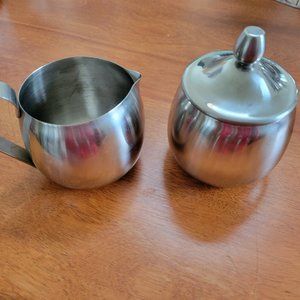 Rodgers stainless Steele sugar creamer set.no scratches